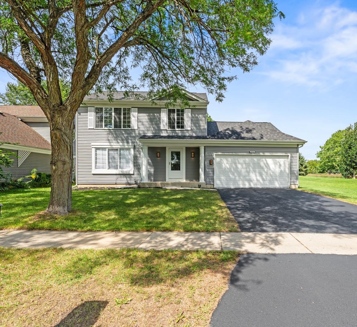 1313 Lone Oak Tr., Aurora, IL 60506