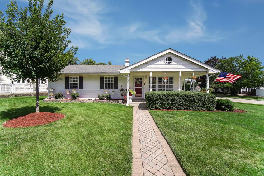 631 Hudson Ave., Romeoville, IL 60446