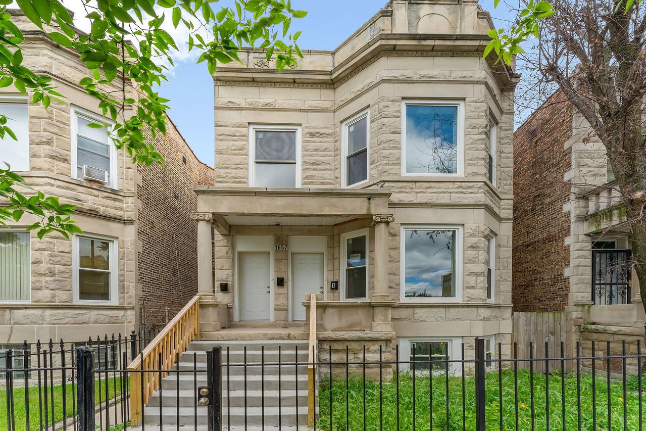 1657 S Central Park Ave., Chicago, IL 60623