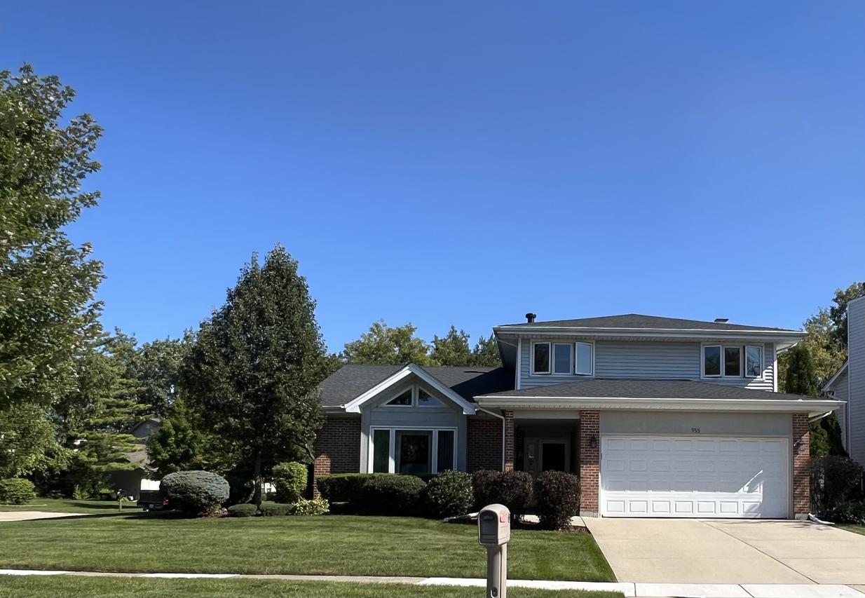 955 N Dexter Ln., Hoffman Estates, IL 60169