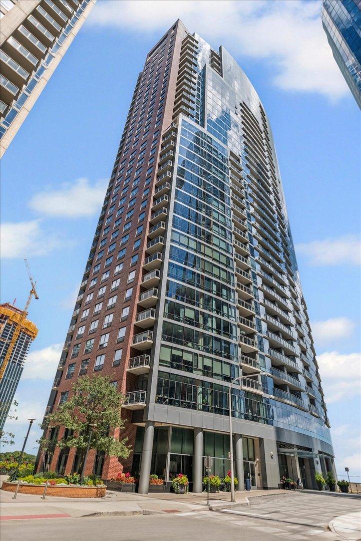 450 E Waterside Dr. #2903, Chicago, IL 60601