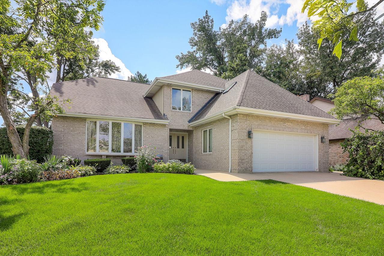 12 Meagan Ln., Lemont, IL 60439