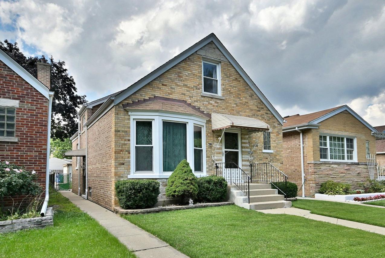 5338 N Natoma Ave., Chicago, IL 60656