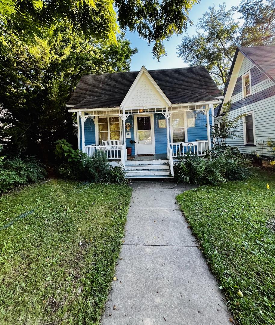 340 W Roosevelt St., Dekalb, IL 60115