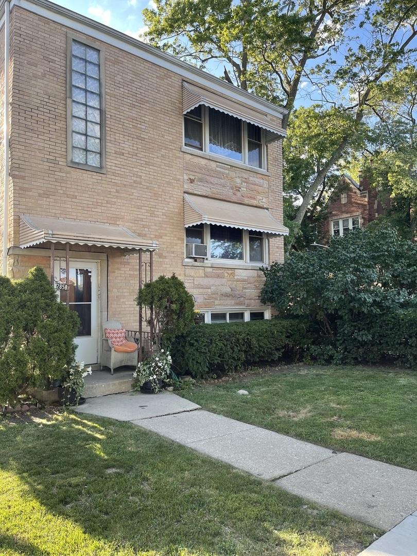 2858 N Laramie Ave., Chicago, IL 60641