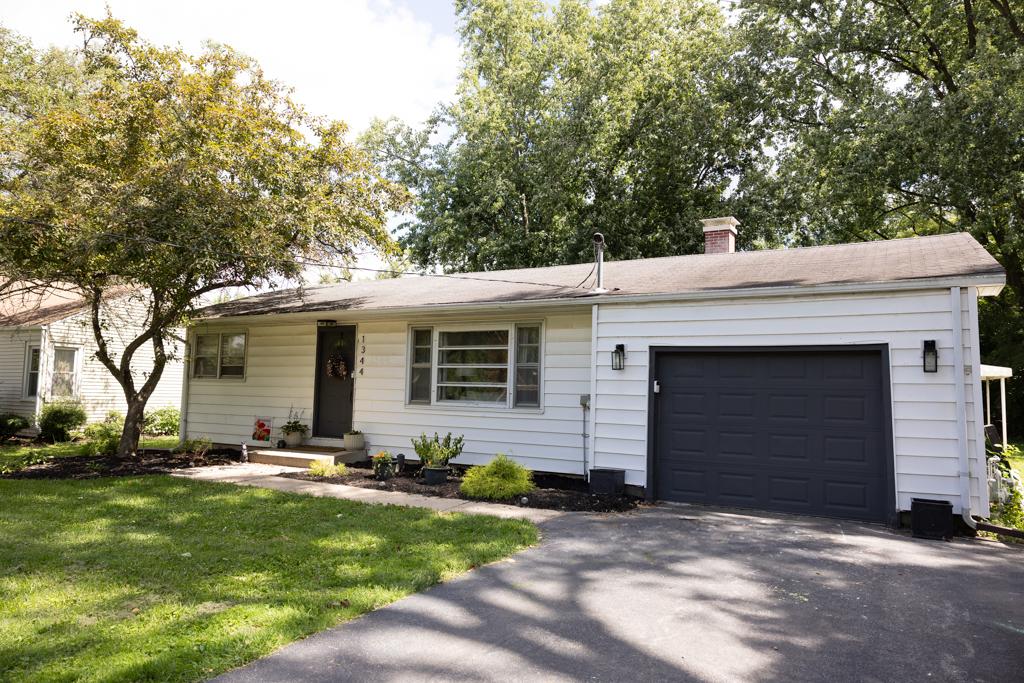 1344 N Cedar Rd., New Lenox, IL 60451