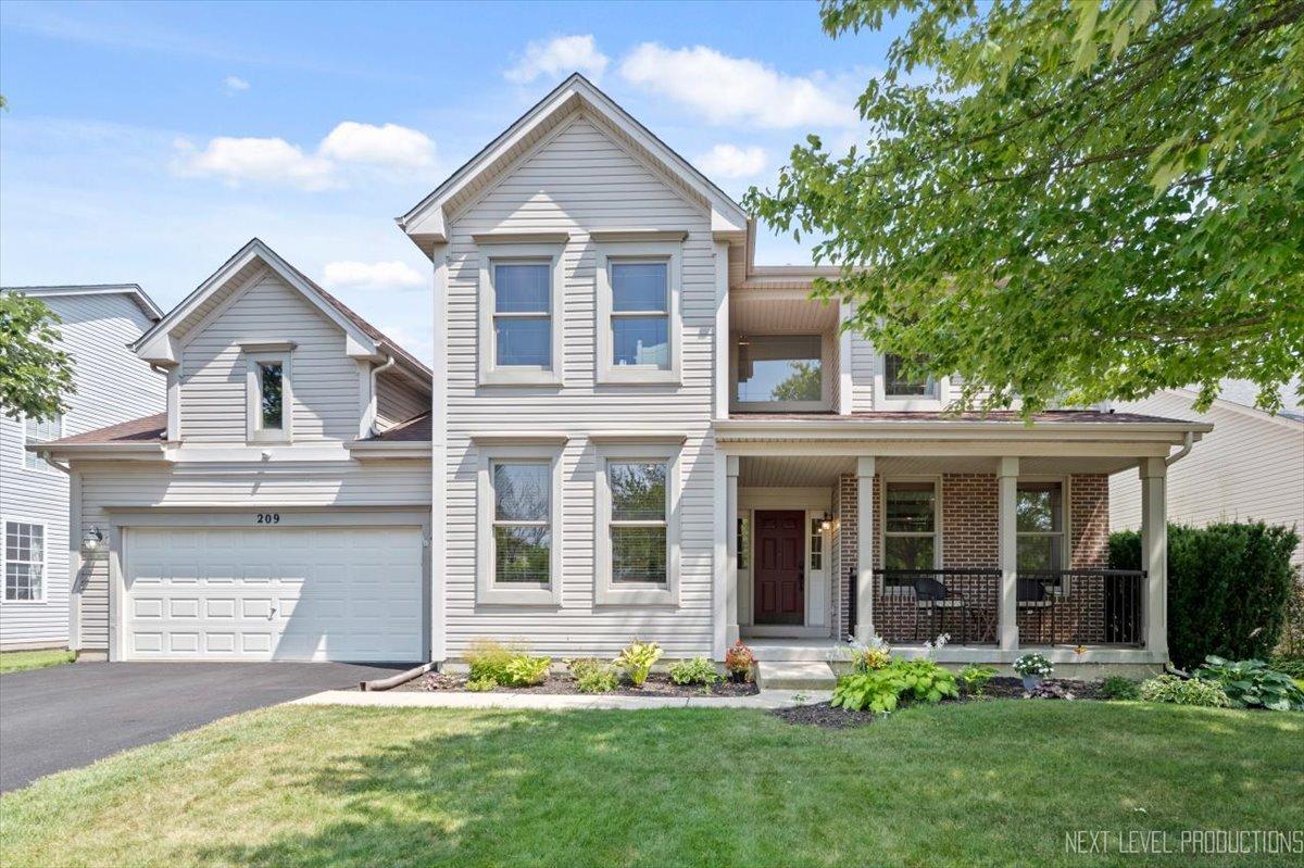 209 Somerset Dr., Sugar Grove, IL 60554