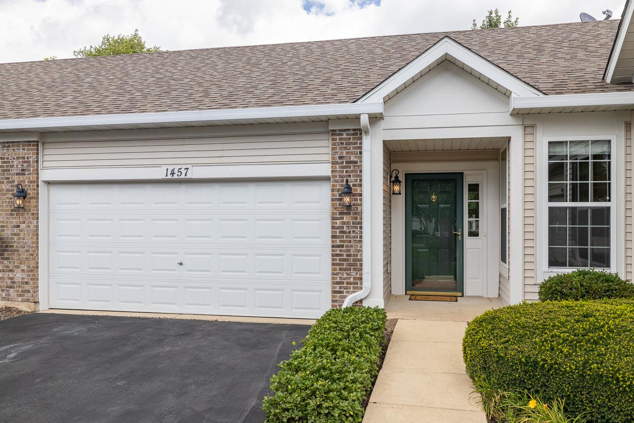 1457 W Ludington Cir., Romeoville, IL 60446