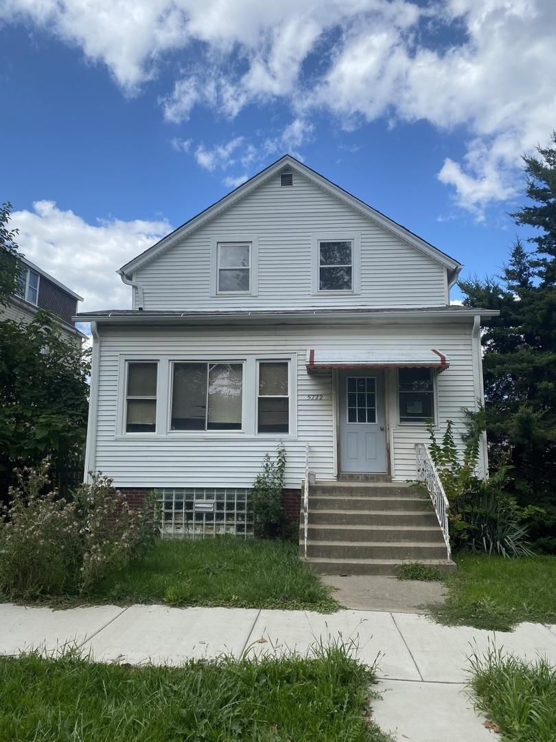 5222 W Winnemac Ave., Chicago, IL 60630