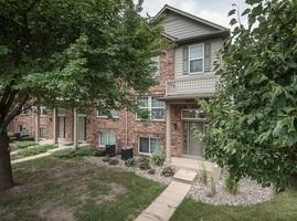1457 Blackhawk Ct. #1, Wood Dale, IL 60191