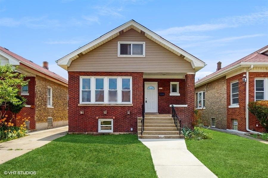 5041 W Fletcher St., Chicago, IL 60641
