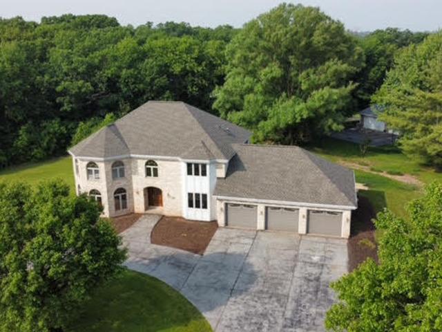 501 Bryan Tr., New Lenox, IL 60451