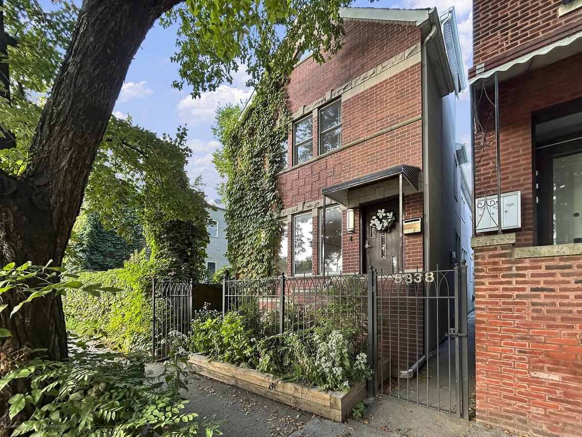 5338 N Ashland Ave., Chicago, IL 60640