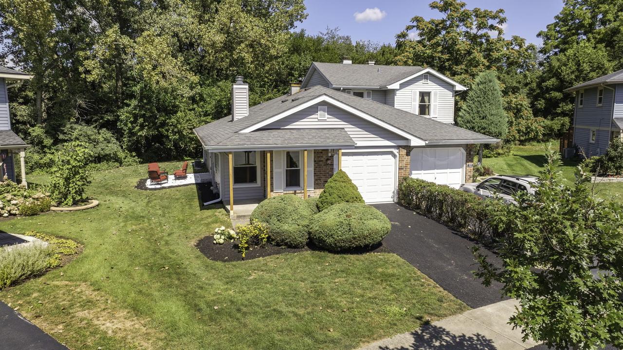 1520 Lighthouse Dr., Naperville, IL 60565