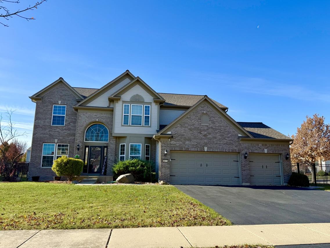 2361 Emerald Ln., Yorkville, IL 60560