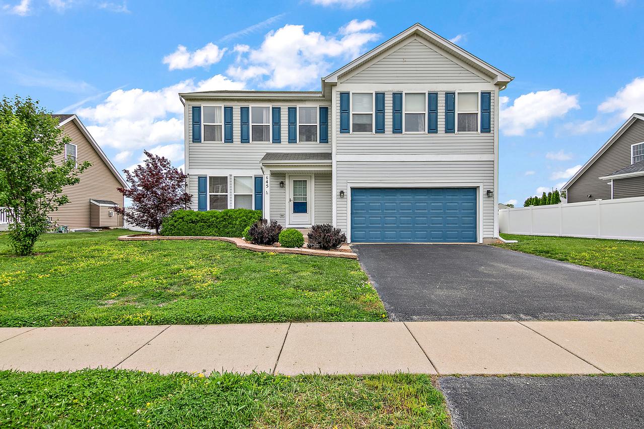 645 Kathy Dr., Bourbonnais, IL 60914