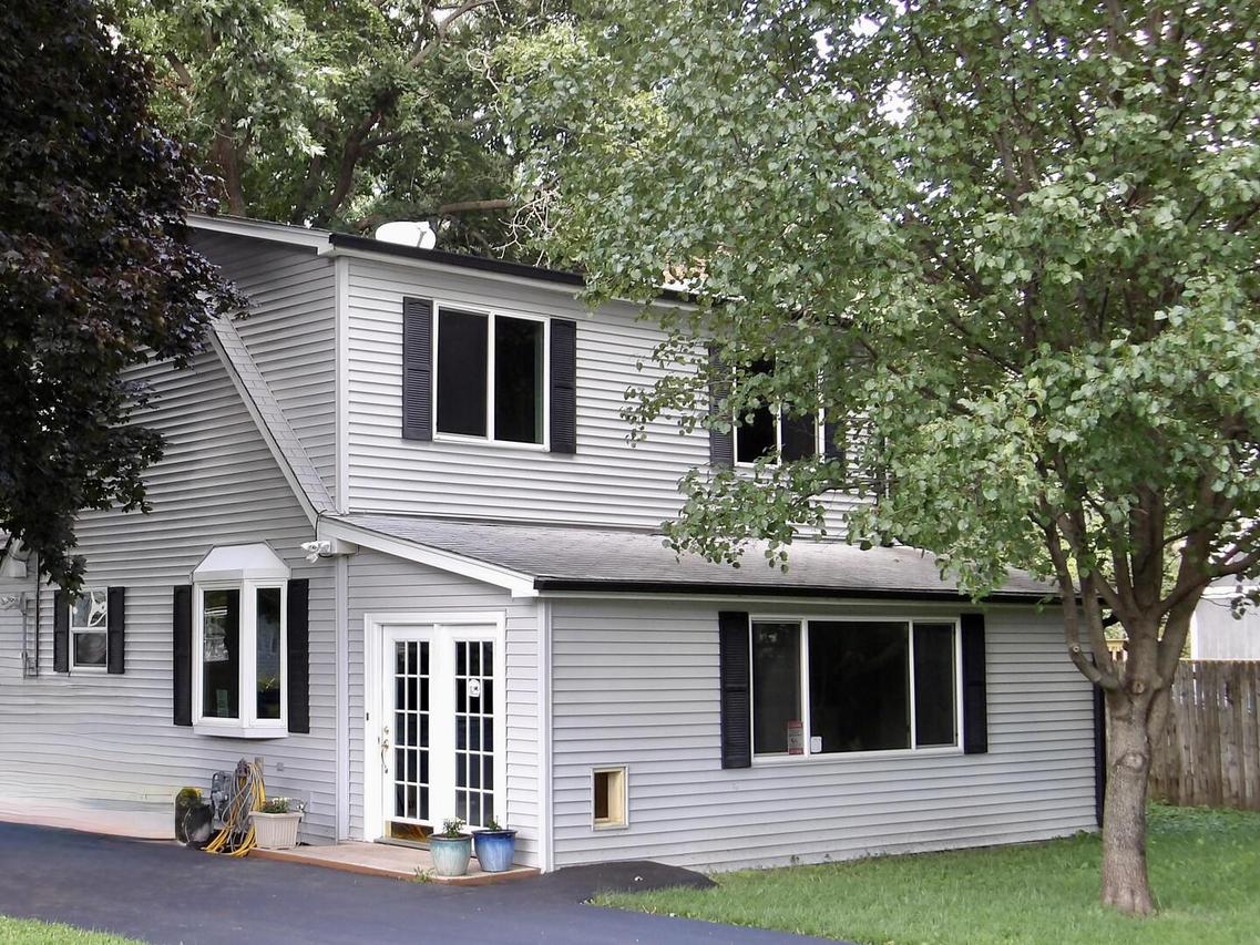 25076 W Edgar Ave., Antioch, IL 60002