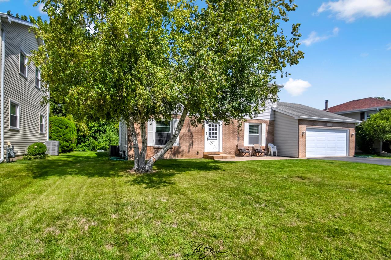 1874 Corregidor St., Joliet, IL 60435