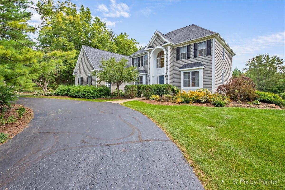 6504 Sands Rd., Crystal Lake, IL 60014