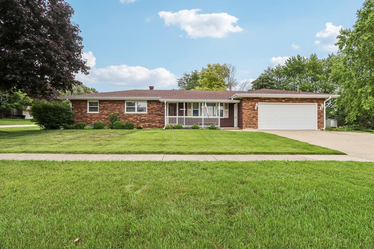 10514 N Church St., Huntley, IL 60142