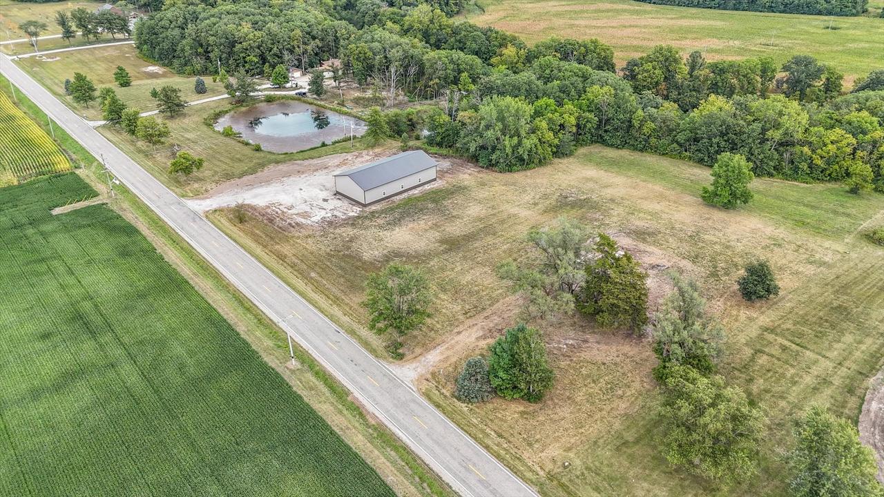 27413 Potomac Collison Rd., Potomac, IL 61865