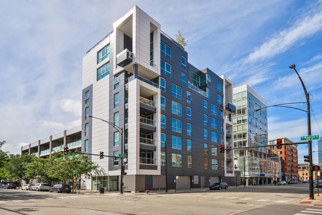 1000 W Monroe St. #502, Chicago, IL 60607