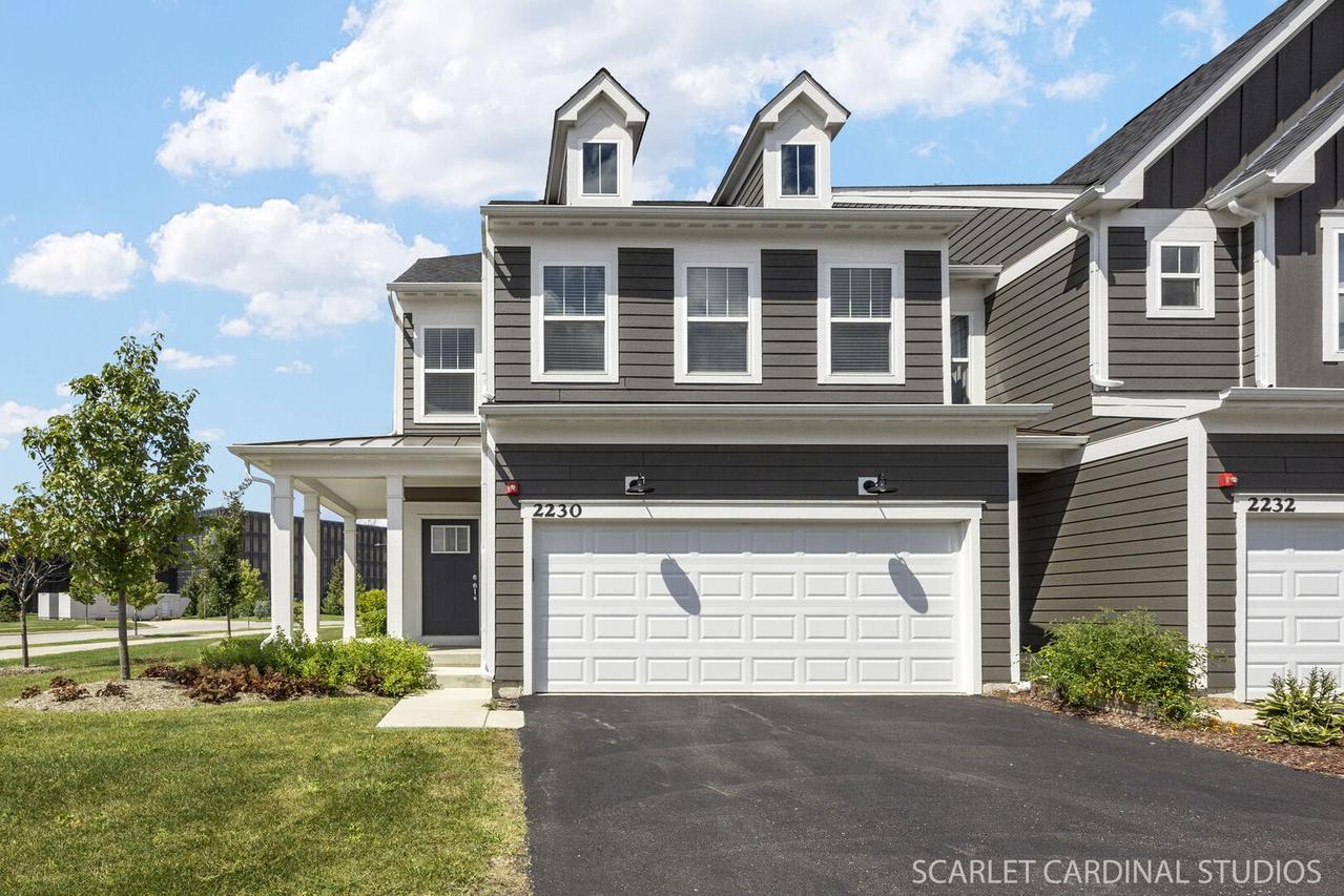 2230 Weatherbee Ln., Naperville, IL 60563
