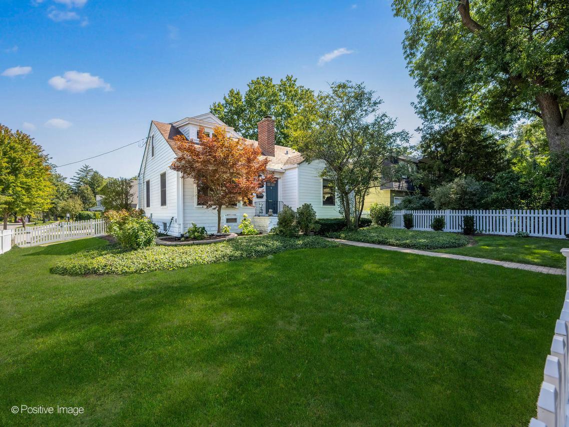 5201 Florence Ave., Downers Grove, IL 60515
