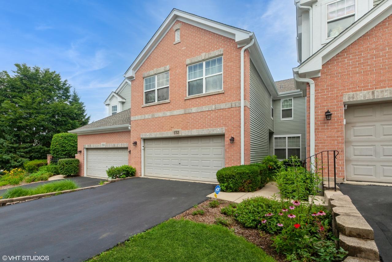 152 Orchards Pass Ave., Bartlett, IL 60103