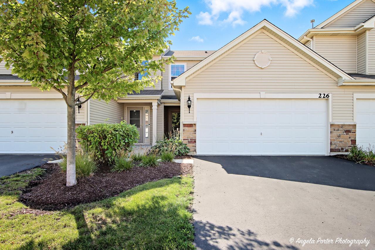 226 Wildmeadow Ln., Woodstock, IL 60098