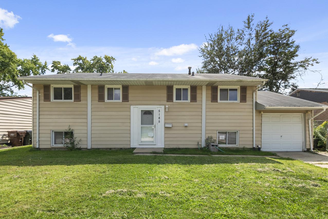 5185 Greentree Rd., Oak Forest, IL 60452