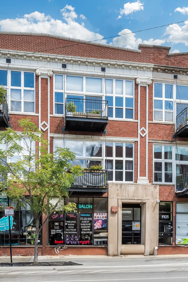 1907 N Milwaukee Ave. #204, Chicago, IL 60647