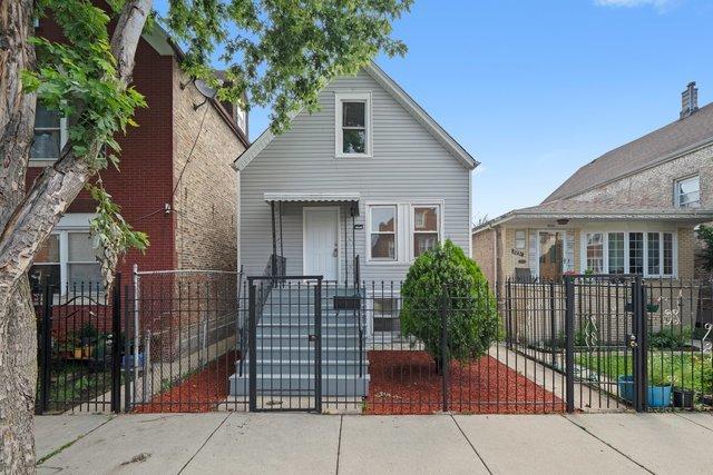 5229 S Campbell Ave., Chicago, IL 60632