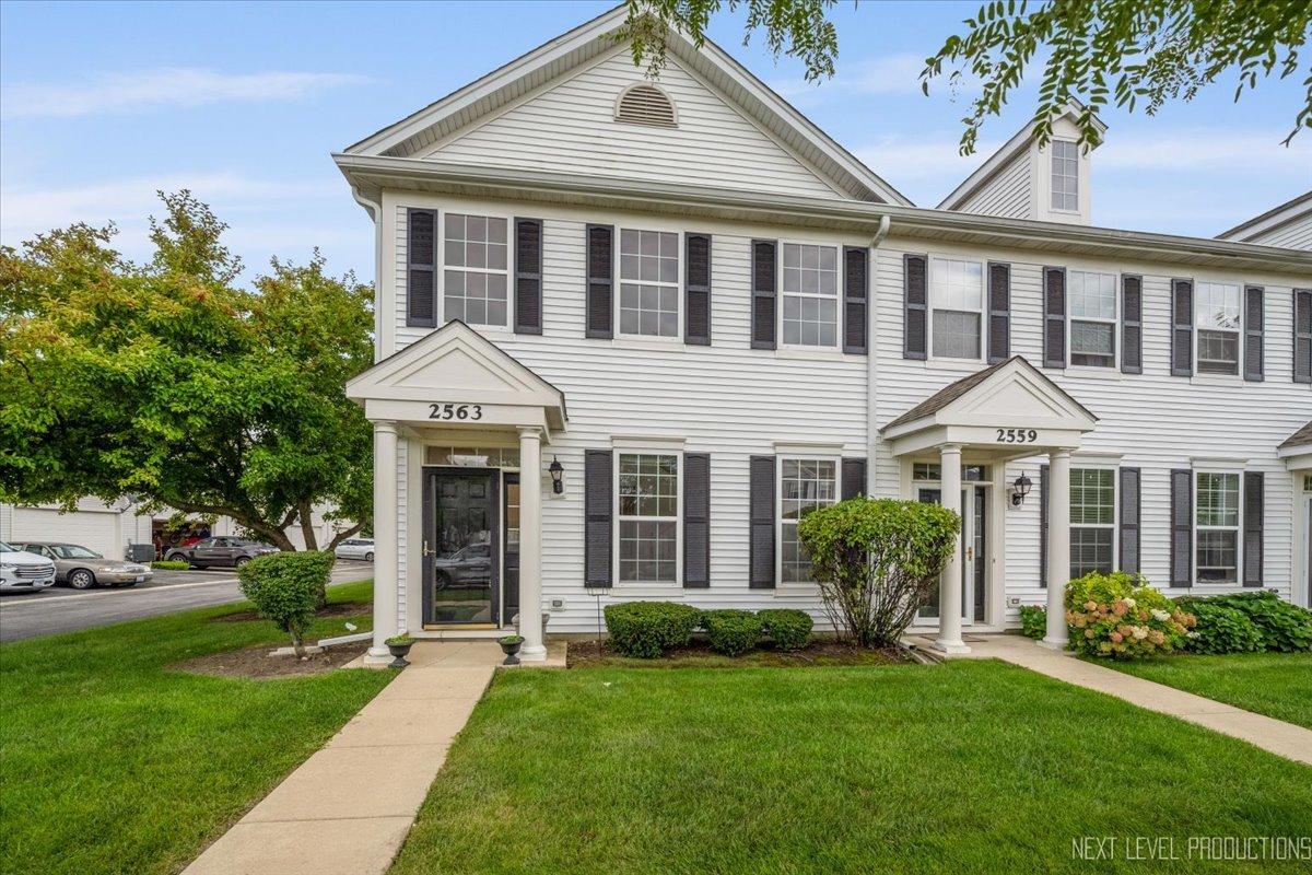 2563 Congress Ave., Aurora, IL 60503