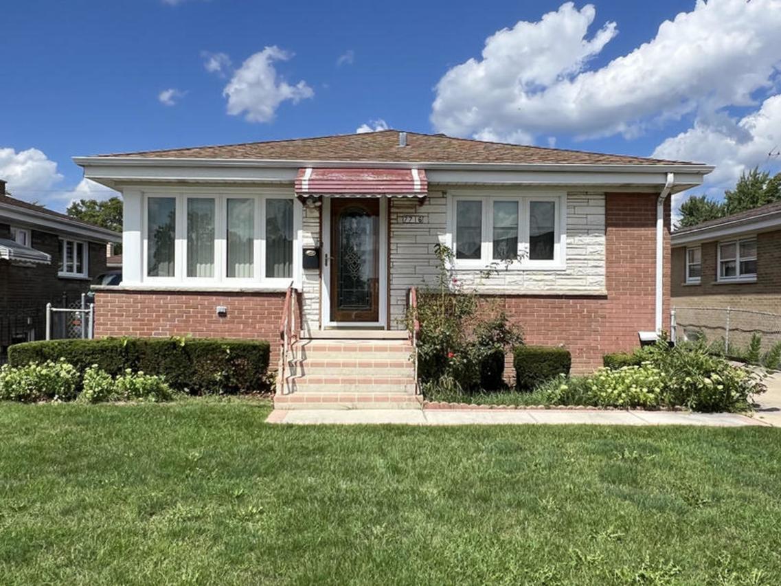 7716 W Winona St., Norridge, IL 60706
