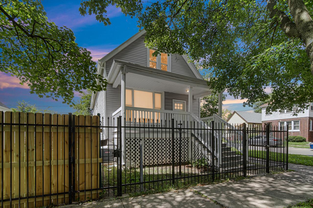 10500 S Edbrooke Ave., Chicago, IL 60628