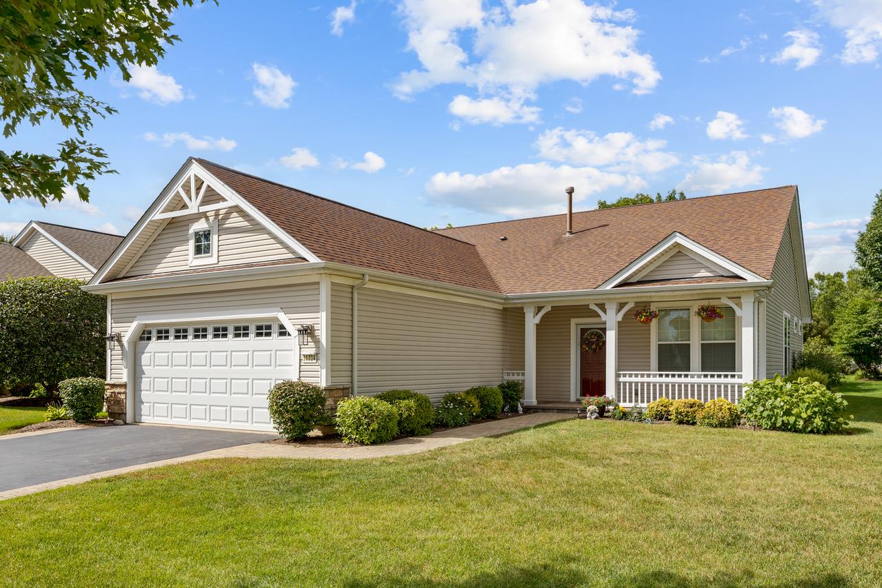 11734 Nottingham Dr., Huntley, IL 60142