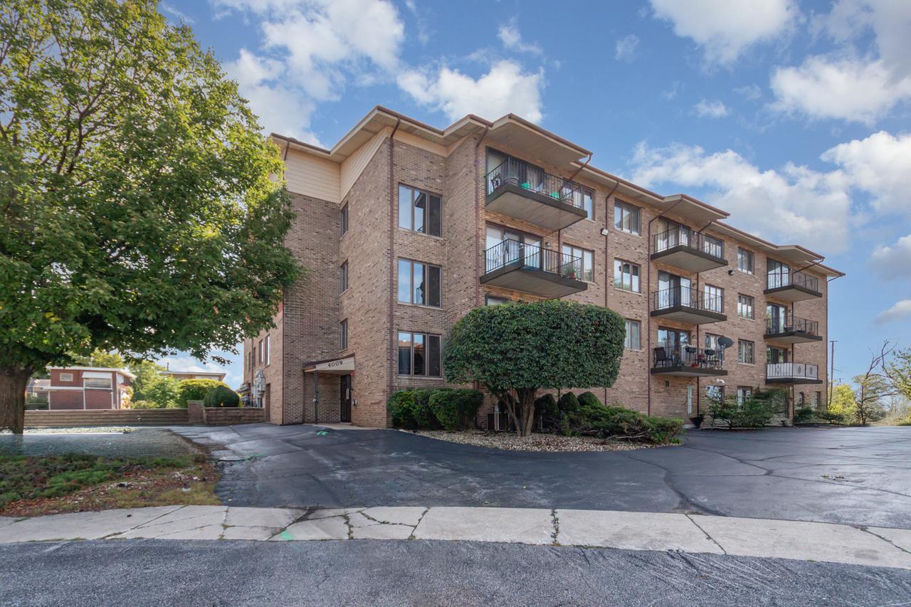 4009 W 93rd Pl. #4B, Oak Lawn, IL 60453