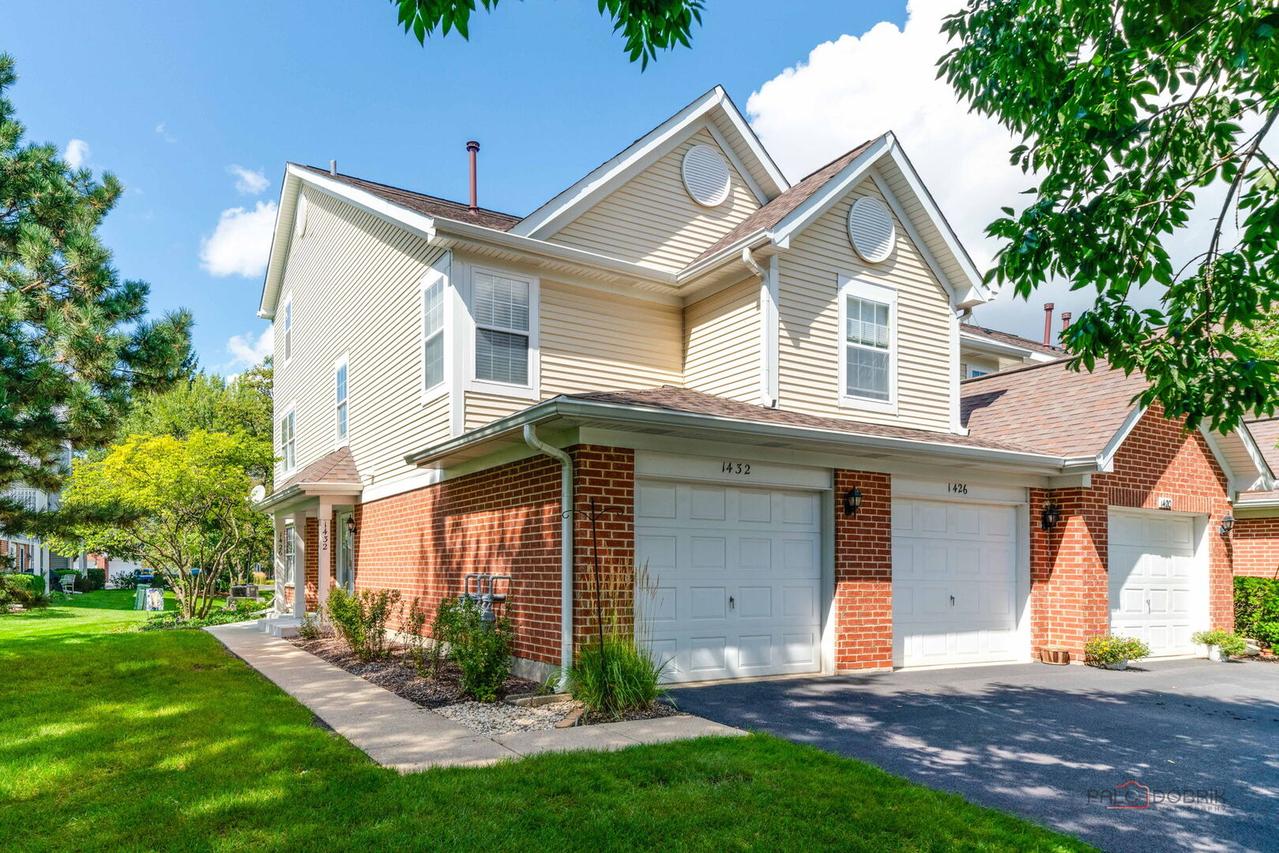 1432 Hampshire Ct., Roselle, IL 60172