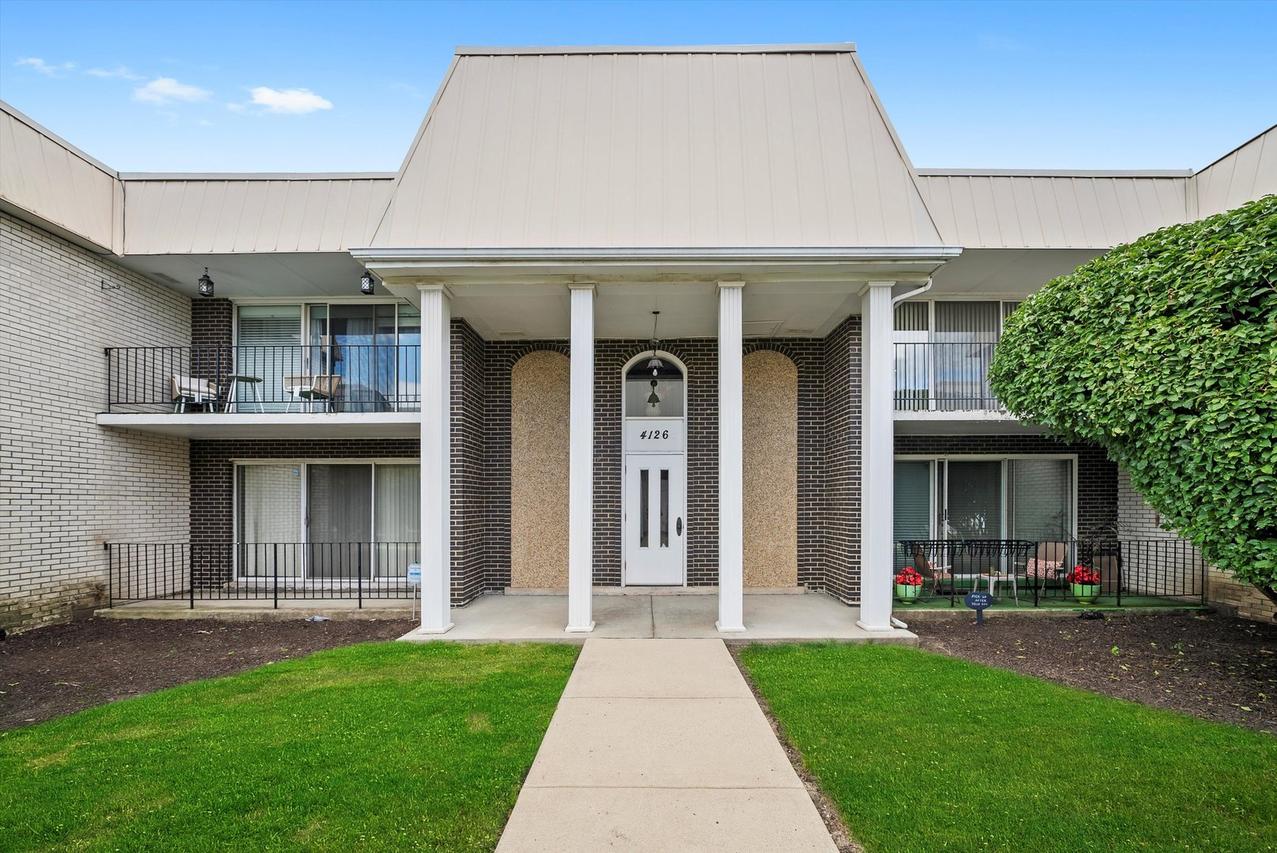 4126 W 99th St. #C, Oak Lawn, IL 60453