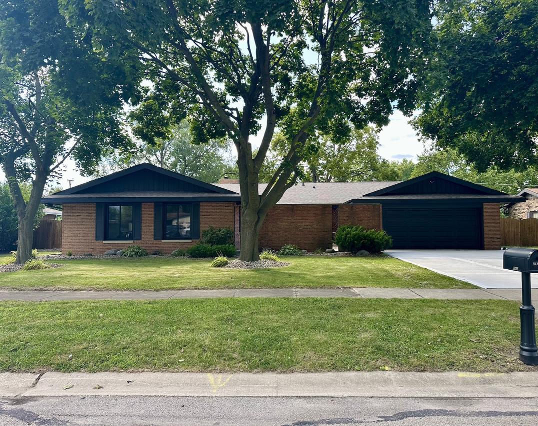 540 N 1st Ave., Coal City, IL 60416