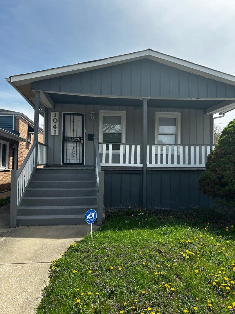 1041 W 104th Pl., Chicago, IL 60643