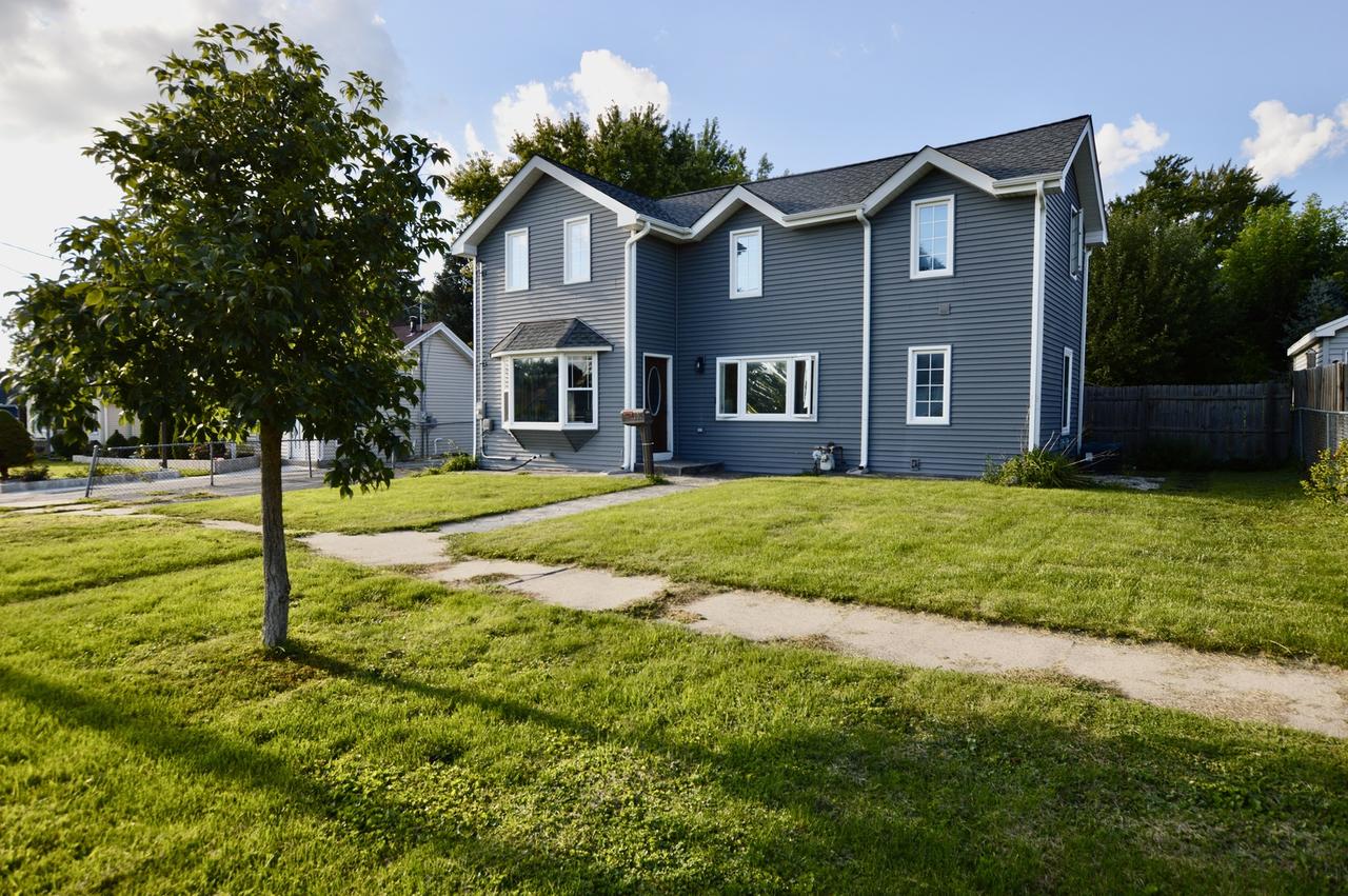 503 W Blackman St., Harvard, IL 60033
