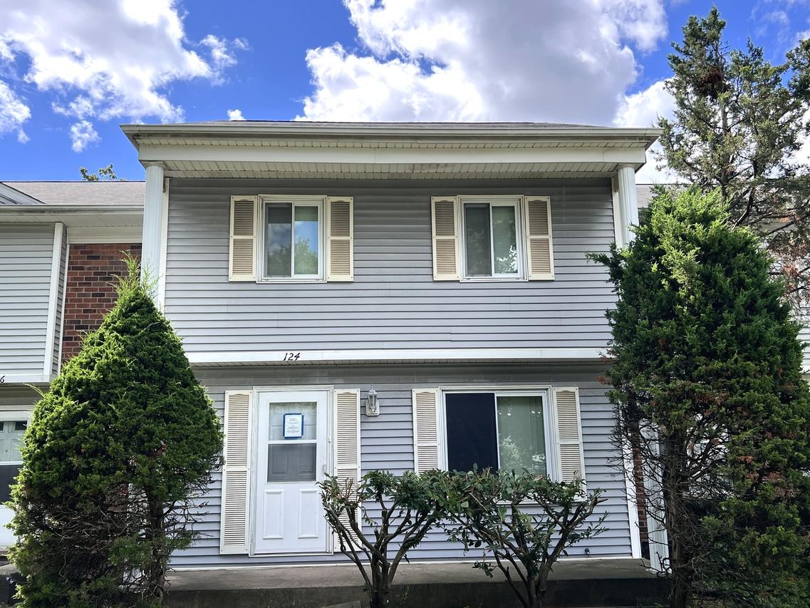 124 Somerset Ln., Bolingbrook, IL 60440