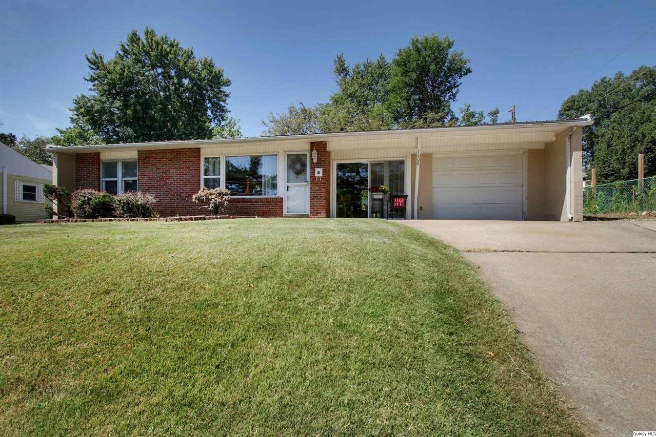 1608 S 24th St., Quincy, IL 62301