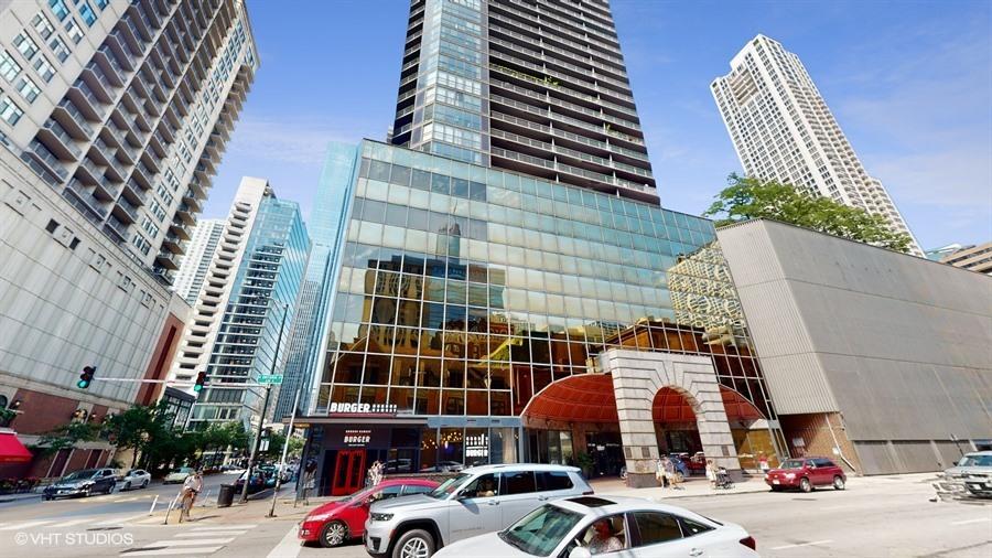 10 E Ontario St. #4301, Chicago, IL 60611