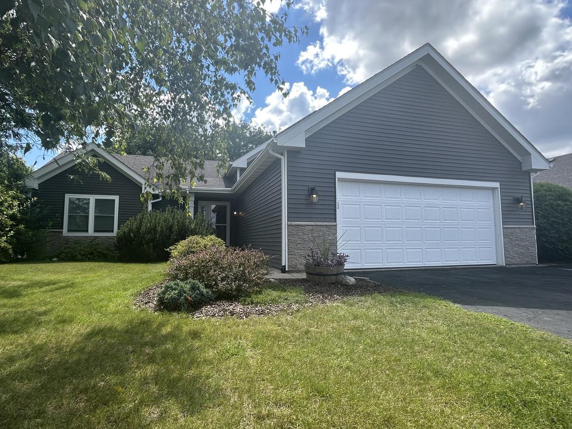 7431 Fairmont Ln., Rockford, IL 61107