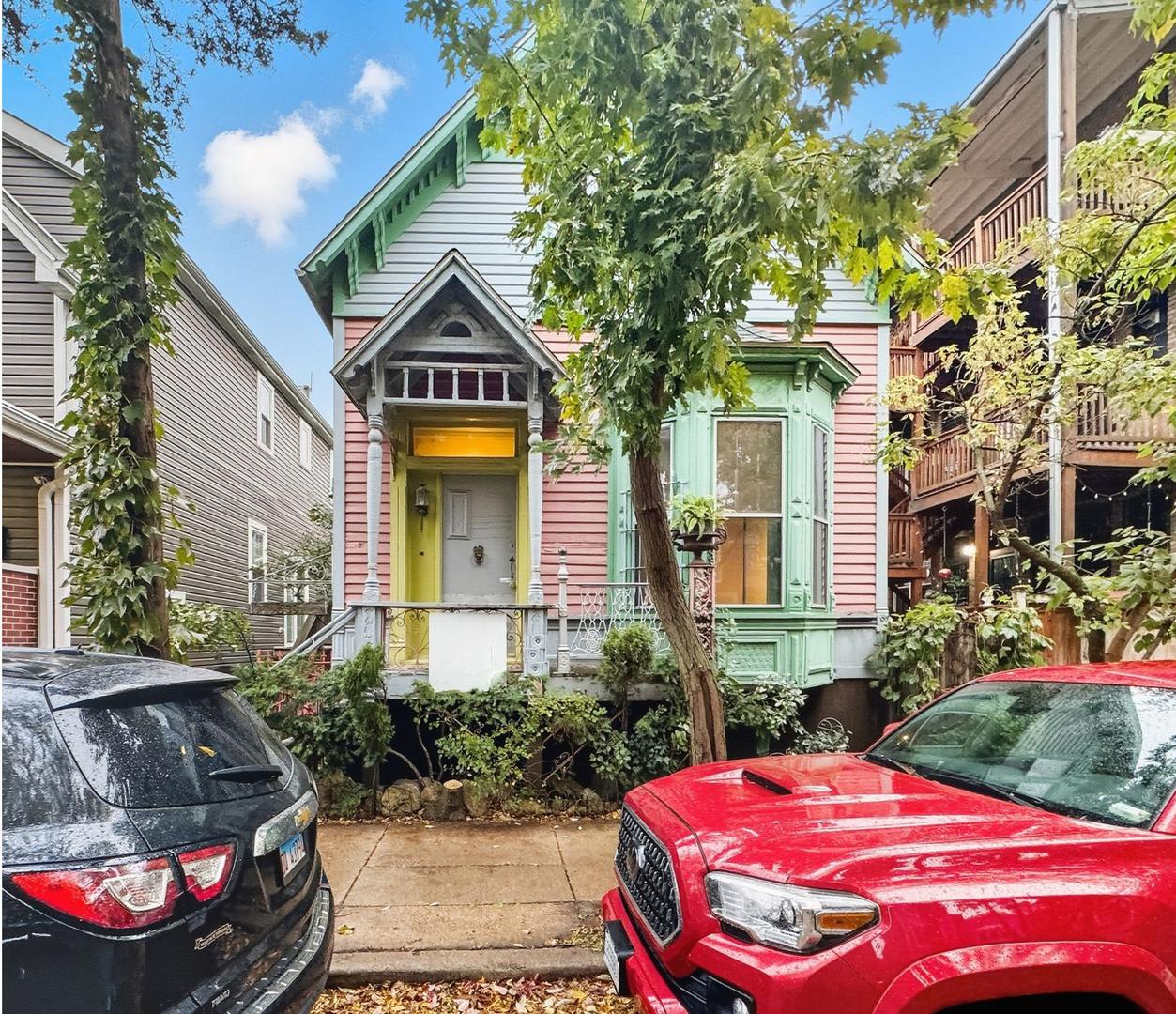 639 W Schubert Ave., Chicago, IL 60614