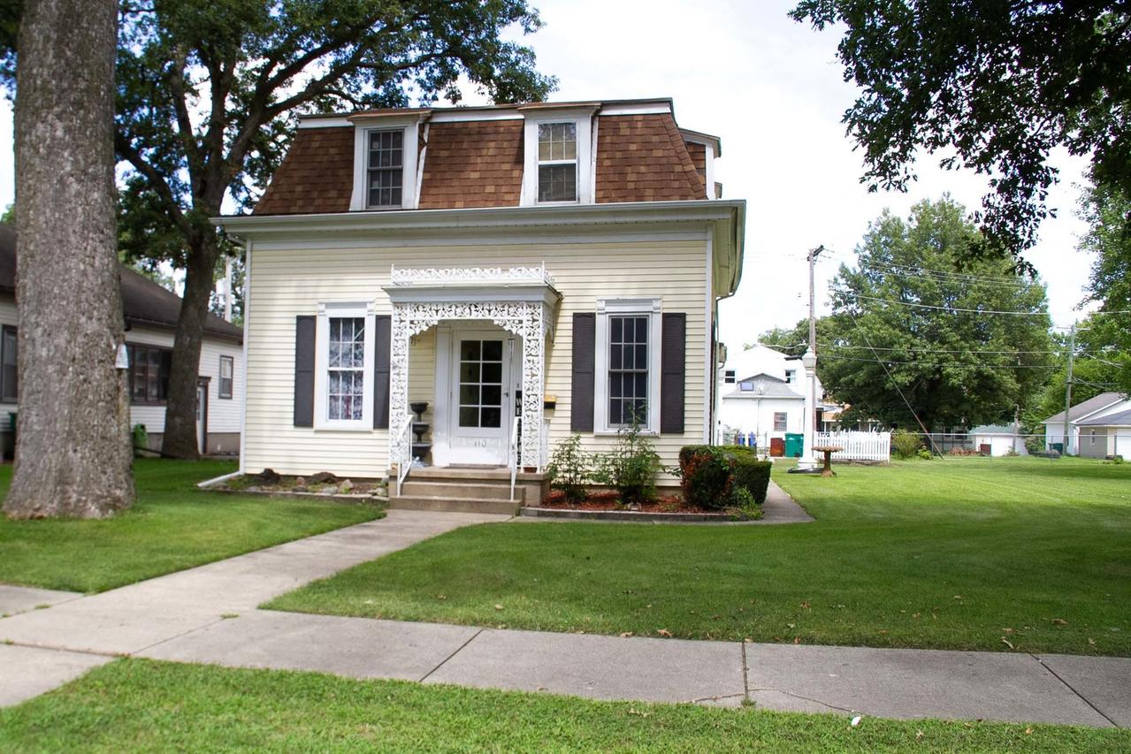 110 W 10th St., Streator, IL 61364