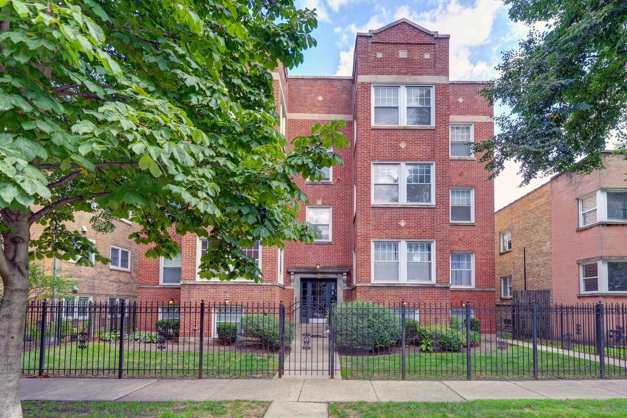 123 Callan Ave. #2N, Evanston, IL 60202